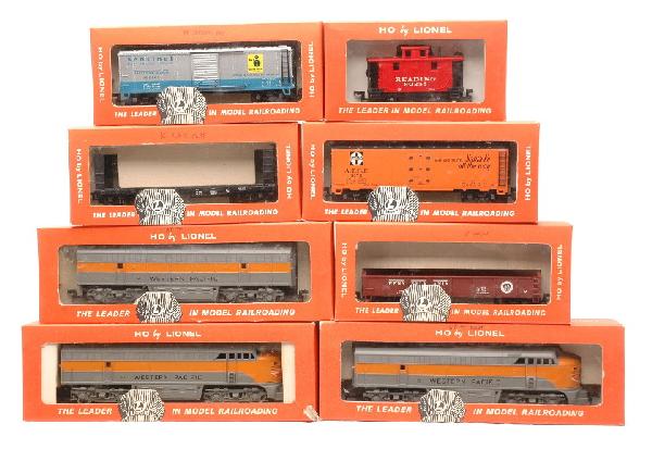 Lionel HO Western Pacific Freight Set 5703 MIB: Lionel HO scale Western Pacific freight set no. 5703, circa 1957 including; 0503/0523/0513 Western Pacific ABA FM units, 0862-1 Pennsylvania gondola, 0864-75 B & O Sentinel boxcar, 0872-50 Santa Fe re