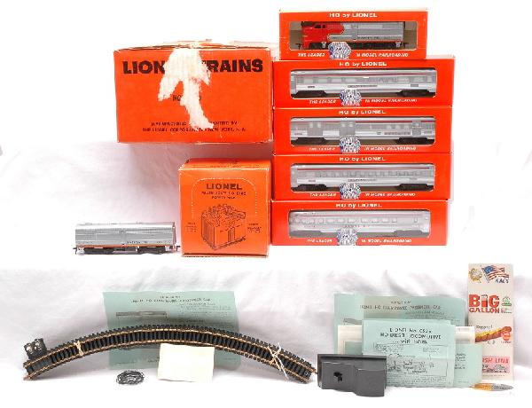 Lionel HO Santa Fe Passenger Set no. 14108 MIB: Lionel HO scale Santa Fe passenger set no. 14108, circa 1962 in individual OBs and set box containing; 0535P/0575B Santa Fe Alco AB diesel units, 0712 Pullman, 0713 Pullman, 0714 vista dome, 0715 obse