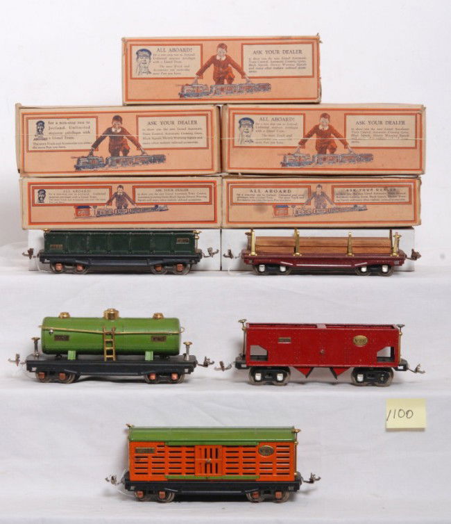 Lionel No. 811, 812, 813, 815, 816 in OB: Prewar O gauge Lionel No. 811 flatcar with lumber load missing a stake, 812 gondola, 813 stock car, 815 tank car and 816 hopper. 811 and 816 have nickel journals, others have copper journals. Cars loo