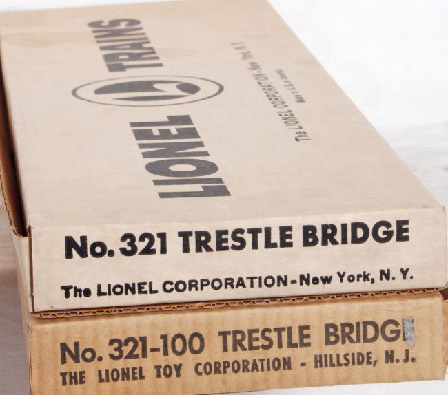 Lionel No. 321 trestle bridge in OB, Mint plus bo: Lionel postwar O gauge No. 321 trestle bridge in original box, C9-10. Empty 321-100 trestle bridge box with a couple small strips of clear tape, O/W C9-10.