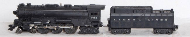 Lionel postwar O gauge 2055 steam Hudson: Lionel postwar O gauge 2055 steam Hudson with 6026W tender, tender has repaired pocket above front coupler, loco has dinged cab roof, C5.