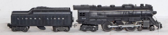 Lionel 646 steam Hudson and 2046W tender: Lionel postwar O gauge 646 Hudson with 2046W tender, good steps on tender, faint hairline at one screw on tender, C6.