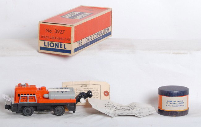 Nice Lionel No. 3927 track cleaning car in OB w/..: Postwar Lionel O gauge No. 3927 track cleaning car in original box with insert, 3927-50 25 wiping cylinders carton w/21 cylinders, two fluid bottles w/removable caps, instructions sheet and squeeze bo