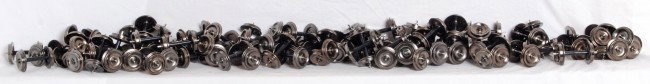 88 blackened metal insulated wheel sets: LGB / Bachmann G Scale 88 blackened metal insulated wheel sets. C8-9.