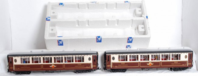 2 LGB Continental Classic Express passenger cars: LGB G Scale Continental Classic Express passenger cars. Cars are number 2000 and 2001 Cars are C8 with inner box but no outer box.