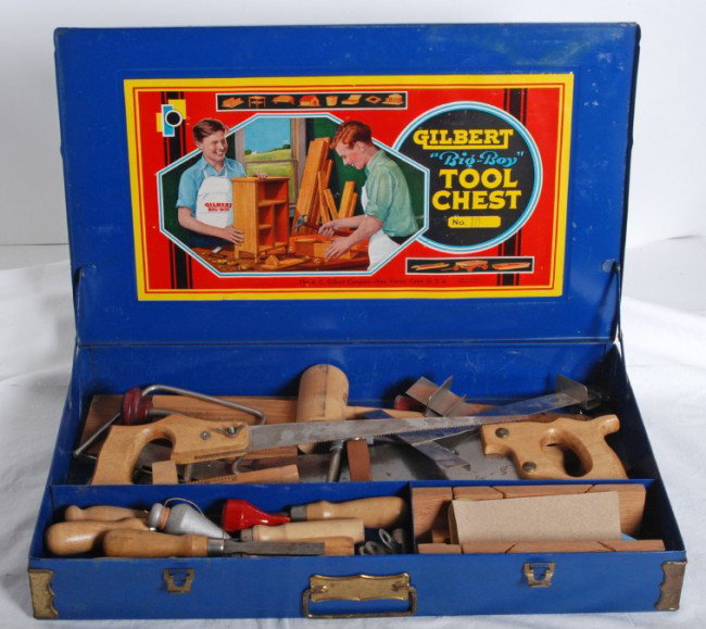 Gilbert No. 10 tool chest: Gilbert No. 10 1938 tool chest. Tool chest is believed to be complete and tools are in very good C8 condition. Set box has clean and complete decal. Only a few minor dings in lid and some scratches. V
