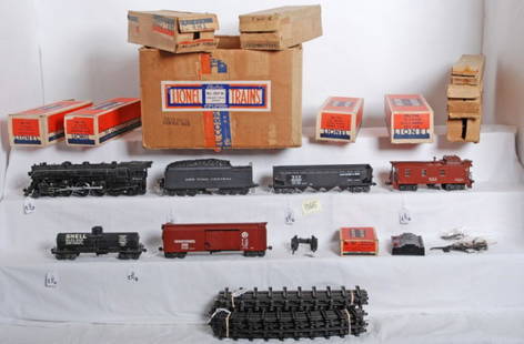 Lionel 707W scale freight outfit in set box w/700: Prewar Lionel O gauge No. 707W freight outfit in original boxes with components. Trains are: 700E scale Hudson steam locomotive with 700W New York Central whistle tender, 714 Pennsylvania boxcar, 715