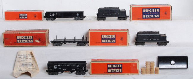 Lionel 6462, 64556, 2466WX, 6466WX, 3461 in OB: Postwar Lionel O gauge No. 6462 New York Central gondola w/six wooden barrels, 6456 LV hopper, 2466WX tender w/whistle, 6466WX tender w/whistle, and 3461 automatic lumber car w/bin and instructions sh