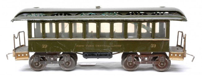 Lionel No 29 Dark Olive NYC Lines Coach: Lionel prewar standard gauge no. 29 dark olive green New York Central Lines day coach with ten windows, C6.