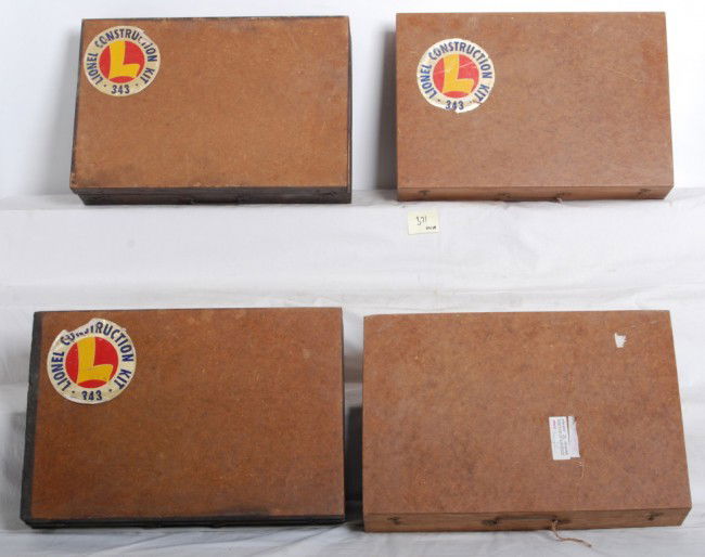 4 Lionel 343 construction sets: Lionel construction sets in OBs. Four number 343 sets. Sets are partials and do not appear complete. There are enough components that you might be able to make one or two complete sets. Many of the in