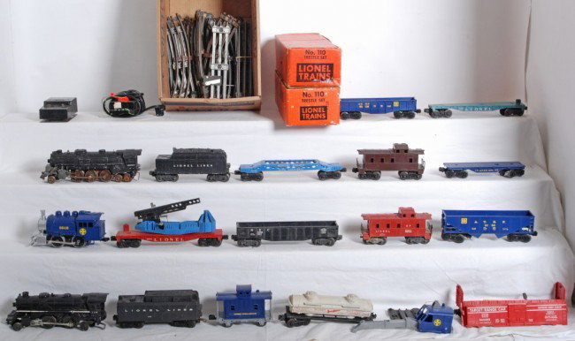Lionel mixed lot of trains 238, 6463, 2026, etc: Lionel Postwar O Gauge trains. Mixed lot of trains, mostly in restorable condition. Includes 2026 loco, 6466 tender, unmarked SP style caboose, 6650 missile launcher, 6462 NYC gondola, 6257 SP caboose