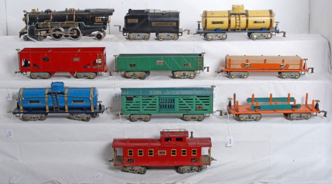 American Flyer 4695, 4693, 4006, 4010, 4017, more: Prewar American Flyer wide/standard gauge steam locomotive No. 4695 and 4693 tender, 4006 hopper, 4010 tank, 4017 sand car, 4010 tank (restored w/loose handrails), 4022 machinery car, 4023 lumber car,