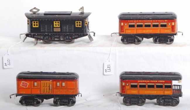 American Flyer 3012 loco, 1205, 1206, 1207 passen: Prewar American Flyer O gauge 3012 box cab electric loco, 1205 C.M.&St.P. RPO baggage, 1206 Chicago, Milwaukee, and St. Paul Ry. Seattle coach, and 1207 American Flyer Lines Chicago observation, passe