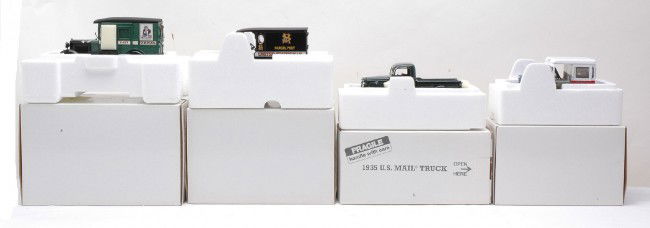 Danbury Mint US Mail Trucks 1925 1931 1935 1954: Danbury Mint die cast 1:24 scale U.S. Mail Trucks including; 1925, 1931, 1935 and 1954 factory new in OBs, C10.
