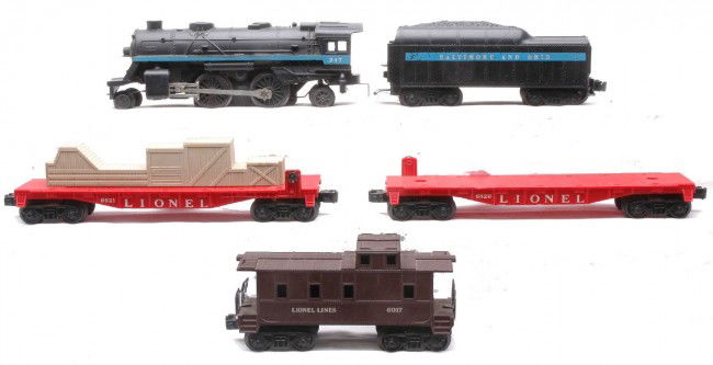 Lionel 247 B&O Loco Tender 6821 6826 6017: Lionel postwar 247 Baltimore & Ohio 2-4-2 steam loco with tender. The loco has a broken cow catcher and the tender has a broken step. Also included is a 6821 flatcar with crates, 6826 flatcar missing