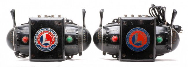 Lionel two Type ZW 275-Watts Transformers: Lionel postwar two type ZW 275-watts transformers. One of the transformers has a replaced cord and is C6. The other transformer is C7.