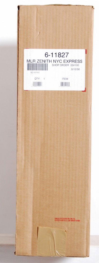 Lionel 11827 Zenith set factory sealed: Lionel modern O Gauge 11827 Zenith New York Central express set factory sealed in shipper. Set is C10.