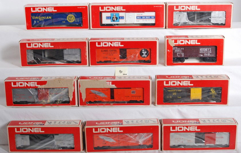 20 Lionel boxcars, 9701, 9714, 9748 etc.: Lionel modern O Gauge boxcars in OBs. Twenty cars include three 9701 B&O, 9777 Virginian, 9200 Illinois Central, two 9723 Western Pacific, 9041 Hershey, 7700 Uncle Sam, three 9714 Rio Grande, four 971