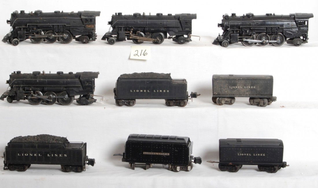 Lionel 225, 1664, 225E, 224, 2689TX, and five tend: Prewar Lionel O gauge locos and tenders 225, 1664, 225E, 224, 2689TX, 2224W, 1689T, 2235W, 2225W. 225E and 2225W have been repainted. Trains look C5-6.