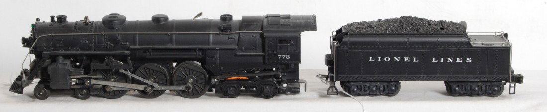 Lionel No. 773 loco and No. 2426W tender: Very nicely restored postwar Lionel O gauge steam locomotive and tender No. 2426W with whistle. Trains should clean to look C8.