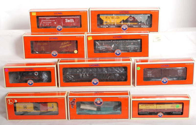 10 Lionel Modern Freight Cars 27434, 17473, Etc