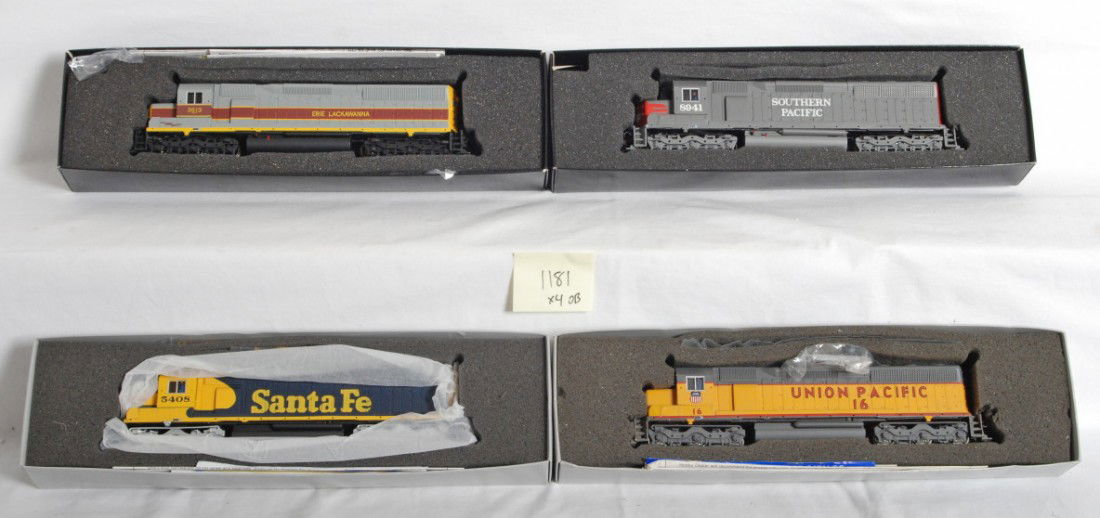 4 Bachmann SD45 Erie, SP, UP, Santa Fe: Bachmann Plus and Spectrum modern HO locomotives in OBs. Four SD45 locomotives include 11623 Erie Lackawanna, 11612 Santa Fe, 11633 Southern Pacific, and 11602 Union Pacific. Locos are NOS and appear