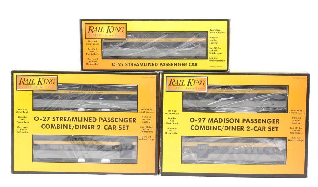 RK by MTH C&O 30-6149 30614 30-6249 Boxed: Rail King by MTH Chesapeake & Ohio passenger cars including; 30-6149 full length vista dome, 30-6148 combine/diner set and a 30-6249 Madison combo/diner set all in OBs. The 30-6149 is C8 and the two s