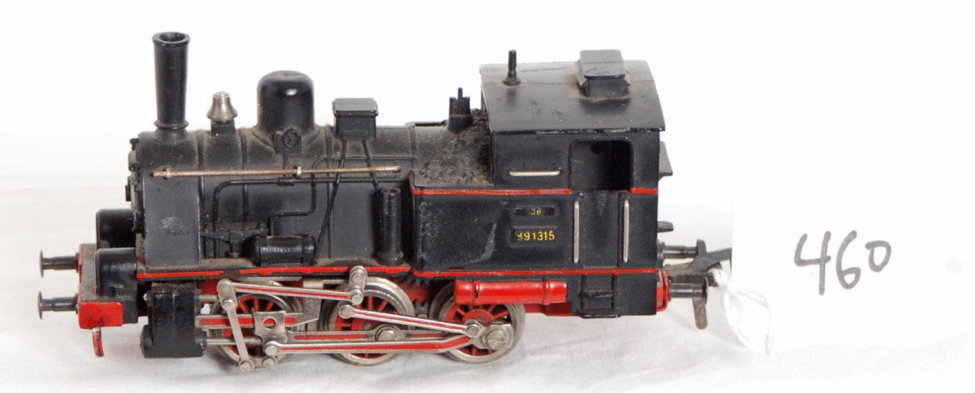Fleishmann HO BR 89 1315 steam locomotive: Fleishmann HO DB 89 1315 steam locomotive. Loco has broken area of plastic just to the rear of the locomotive drive clean C6 condition with the exception of the broken parts.