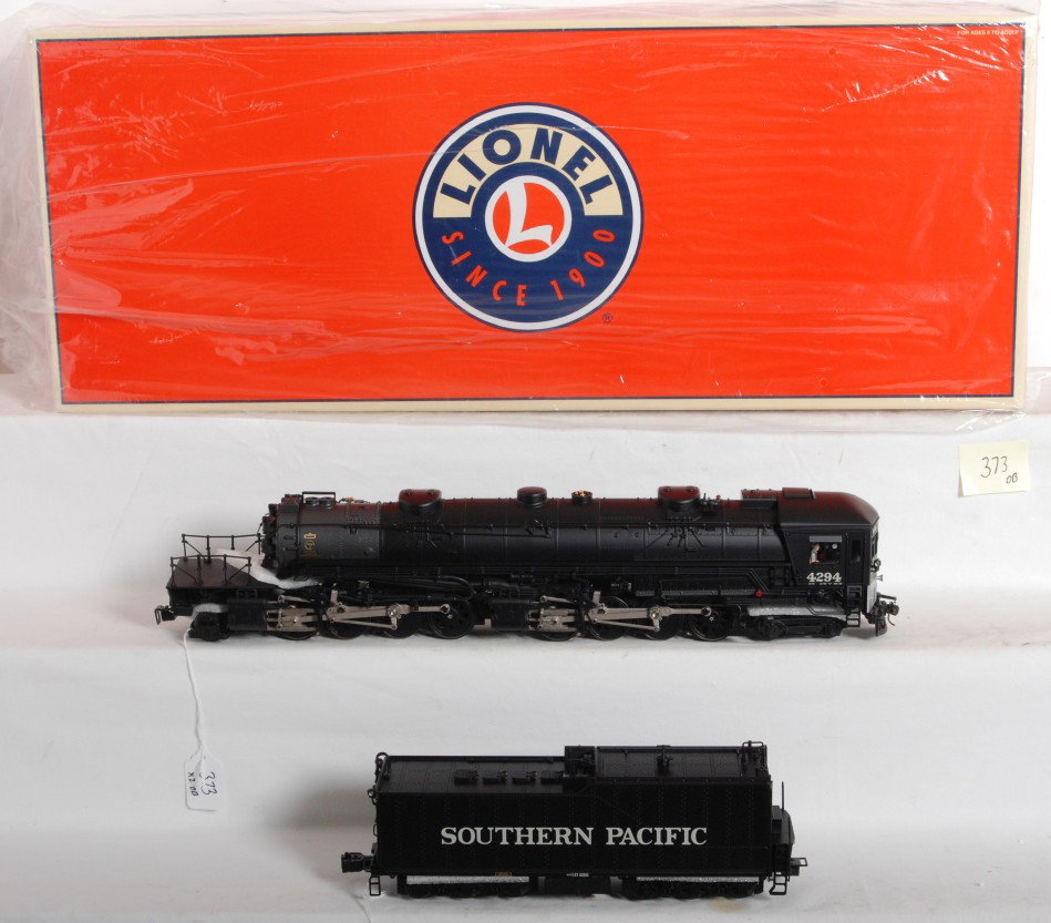 Lionel 38071 Southern Pacific AC-12 cab forward: Lionel modern O gauge 38071 Southern Pacific AC-12 cab forward, train is C9-10 with no run time beyond a factory test. Train features TrainMaster Command Control, Odyssey System, RailSounds 5.0 with C
