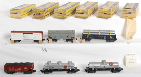 American Flyer S gauge freight cars in original bo: Postwar American Flyer S gauge freight cars in original boxes that should clean to look C6-8. Boxes are clean, square and solid. 925 and 926 Gulf tank cars, one with inspectorÕs voucher; 911