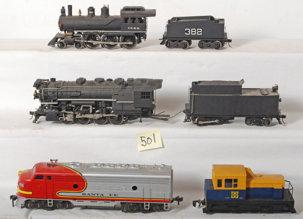 4 Atlas, Riverossi, O scale locomotives: Atlas and Riverossi modern O scale two rail locomotives. Includes Atlas Santa Fe F3 A, Riverossi Santa Fe industrial switcher, Riverossi kit build ICRR 382 4-6-0, and Riverossi IHB kit built 0-8-0. Lo