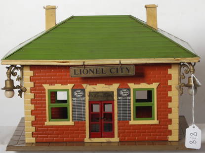 Lionel No. 124 station: Prewar Lionel No. 124 illuminated station, C6.