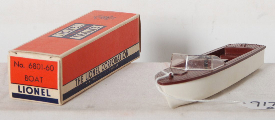 Mint Lionel 6801-60 separate sale boat, OB: Lionel postwar O gauge separate sale 6801-60 boat with OB, C9-10.