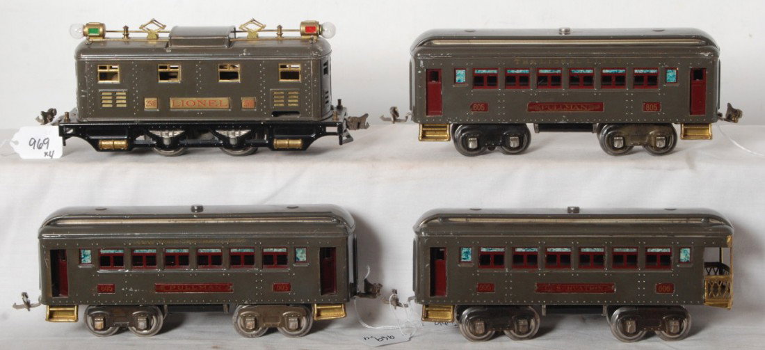 Lionel 251E electric loco, two 605 Pullmans, 606 o: Prewar Lionel O gauge 251E boxcar electric locomotive with new wheels and wiring, two 605 Pullman coaches and a 606 observation passenger car, very nice clean and shiny C6+.