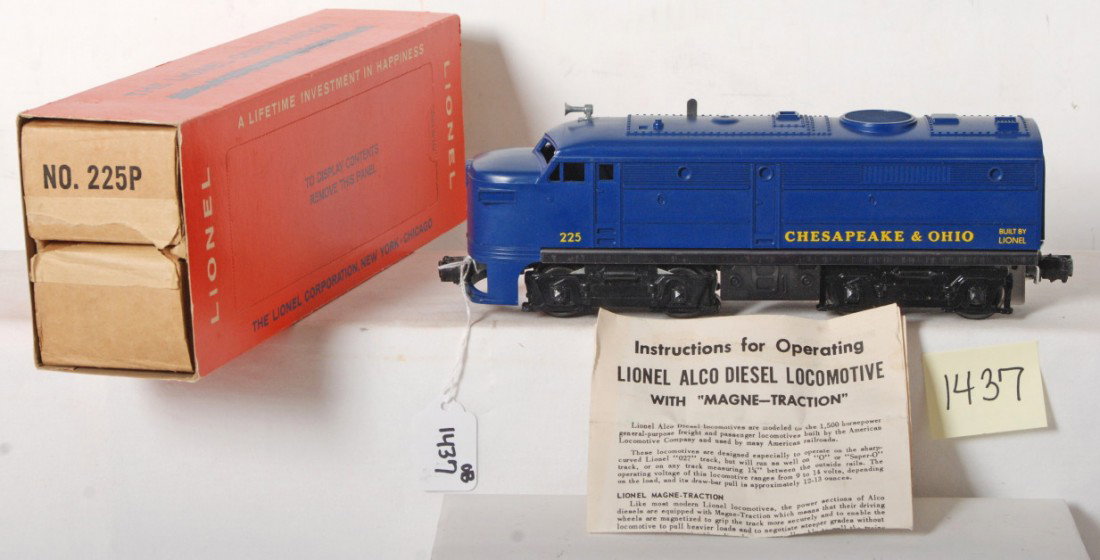 Lionel No. 225P Chesapeake and Ohio Alco A unit i: Postwar Lionel O gauge No. 225P Chesapeake and Ohio diesel Alco A unit in original box, C8. Box looks C9 area. Original instructions sheet included.