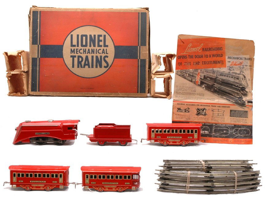 Lionel Red Litho Set 1546 1511 1516 2-1811 1812: Lionel prewar O gauge red lithographed passenger set no. 1546, circa 1937 in OB with original cardboard sleeves containing; 1511 clockwork 0-4-0 steam loco with nickel trim, 1516 tender, two 1811 Pull