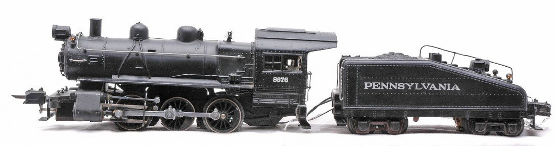 Lionel 227 Switcher 227B Pennsylvania Tender LN: Lionel prewar O gauge 227 black 0-6-0 switcher with a 2227B slope back Pennsylvania tender. The loco does not have much run time and is C8.