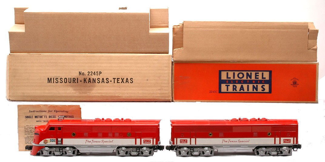 Lionel 2245P/C Texas Special F3 AB Diesels OBs: Lionel postwar 2245P/2245C Texas Special F3 AB diesel units both in OBs with instruction sheet and original cardboard inserts. The domes on both units have paint touch up and the roof edge on the powe