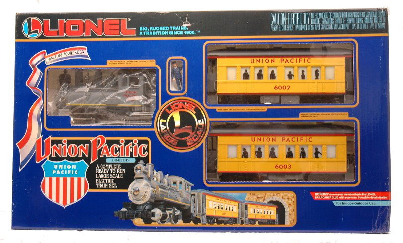 Lionel G Gauge 81006 UP Limited LIKE NEW OB: Lionel G gauge 81006 Union Pacific Limited passenger set in OB. The set is missing the track and transformer. Set is C8.