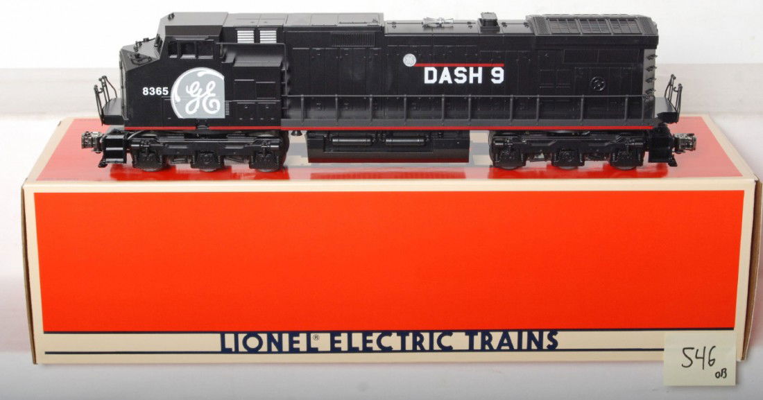 Lionel GE dash-9 demonstrator 18226: Lionel modern O gauge 18226 General Electric dash 9 diesel locomotive in OB. Loco features TMCC, Railsounds, Electrocouplers, and much more. Loco is high C8-9 with very little run time.