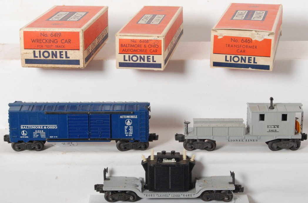 Lionel postwar O ga. freight in OB, 6419, 6461, 64: Postwar Lionel O gauge freight cars in original boxes. 6419 Delaware, Lackawanna, and Western wrecking car with inspection slip, unrun C9-10. 6461 transformer car, C6-7 might clean to look a little be