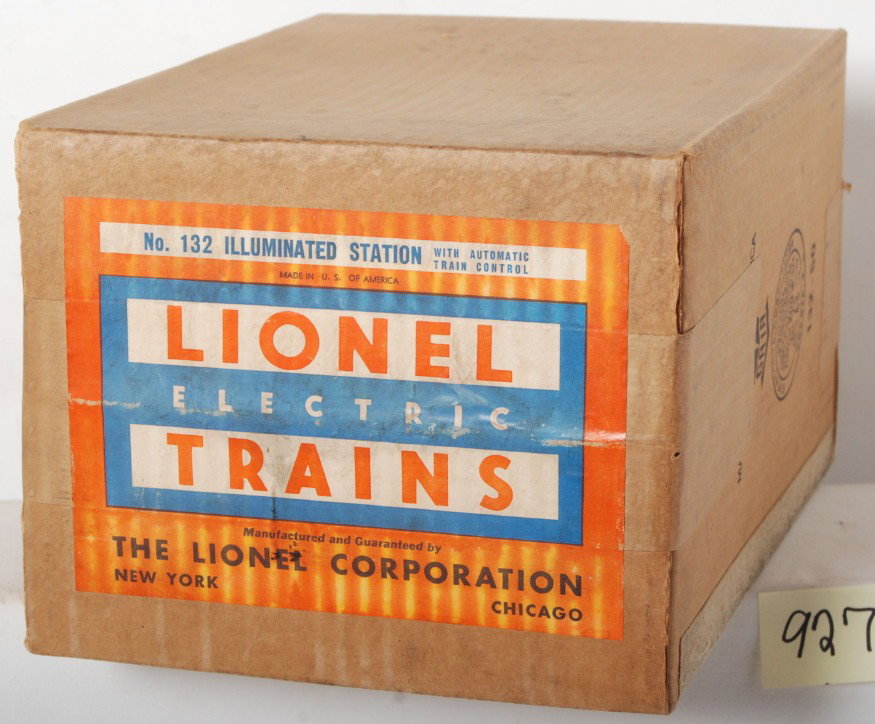 Lionel 132 illuminated station in OB, factory sea: Postwar Lionel O gauge No. 132 illuminated station with automatic train control in factory sealed original box, assumed C10.