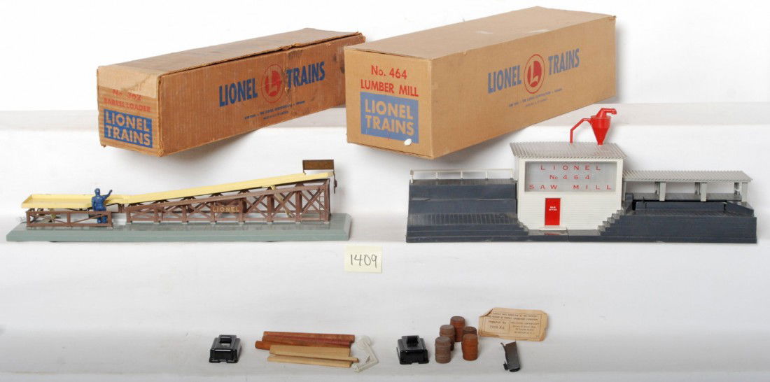 Lionel 362 and 464 accessories in original boxes: Postwar Lionel O gauge 362 barrel loader and 464 lumber mill, operating accessories in original boxes, 362 has insert, both have some components, C6-7. Boxes look C7 area in shape.