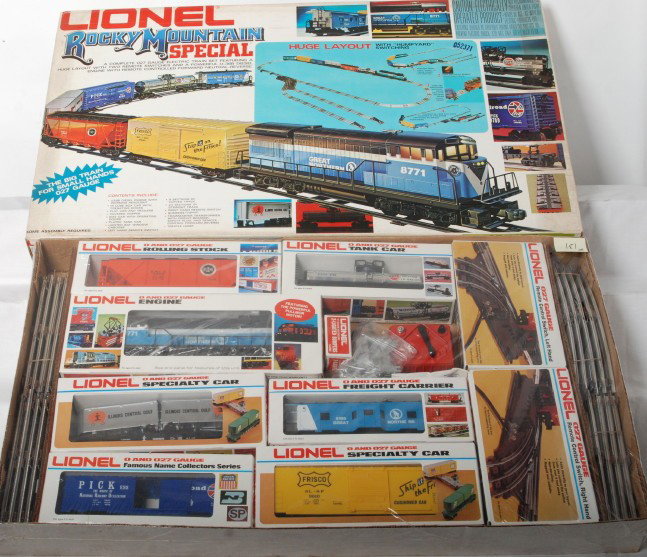 Lionel Rocky Mountain Special Set 1765: Lionel modern O gauge 1765 Rocky Mountain Special train set in OB. Set is factory sealed in plastic C10. Set lid has some wear and dirt.
