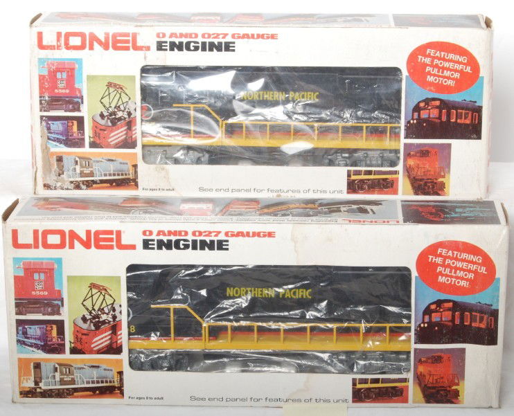 Lionel Northern Pacific 8858 and 8857 U36B: Lionel modern O gauge 8858 and 8857 Northern Pacific U36B power and dummy diesel locomotives in OBs. Locos are C8-9. Locomotive original boxes have wear and some light water damage.