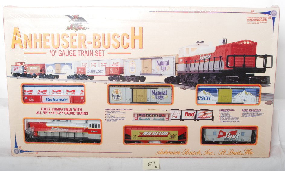 K Line 1521 Anhesuser Busch set: K Line modern O gauge 1502 Anheuser Busch train set in OB. Set is factory sealed in plastic and assumed C10. Plastic has some very light staining.