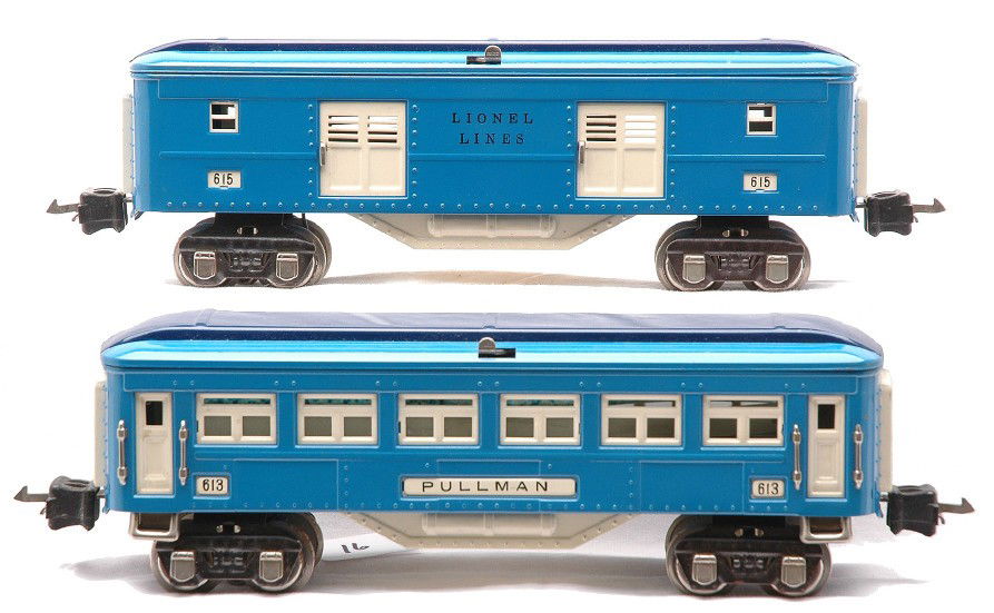 Lionel Blue Comet Passenger Cars 615 613: Lionel prewar O gauge Blue Comet passenger cars with ivory inserts and nickel journals; 615 baggage and a 613 Pullman. The Pullman roof has a spot of corrosion and the baggage roof has paint missing o
