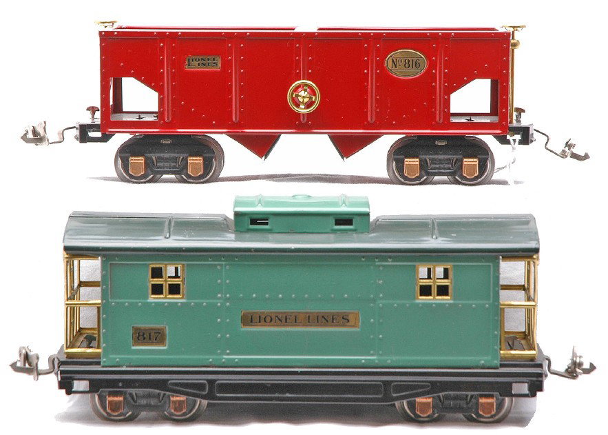 Lionel 816 Red Hopper 817 2-Tone Green Caboose: Lionel prewar O gauge 816 red hopper and 817 peacock caboose with a dark green roof. The cars have brass trim and copper journals. The hopper is C8 and the caboose is C7.