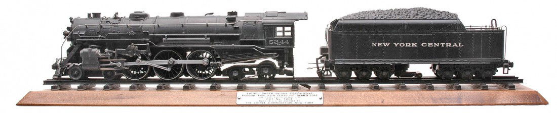 Lionel 700E NYC Scale Hudson 700W Tender LN: Lionel prewar O gauge 700E black 4-6-4 New York Central scale Hudson numbered 5344 and a 700W NYC tender. This is the 1938 production version of the Hudson with serial number 381332. Also included is