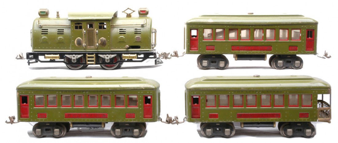 Lionel Olive Green Pass Set 266 254 610 610 61: Lionel prewar O gauge olive green passenger set no. 266, circa 1929 containing; 254 electric 0-4-0 loco, two 610 Pullmans and a 612 observation. The cars have red inserts and nickel trim. The wheels o